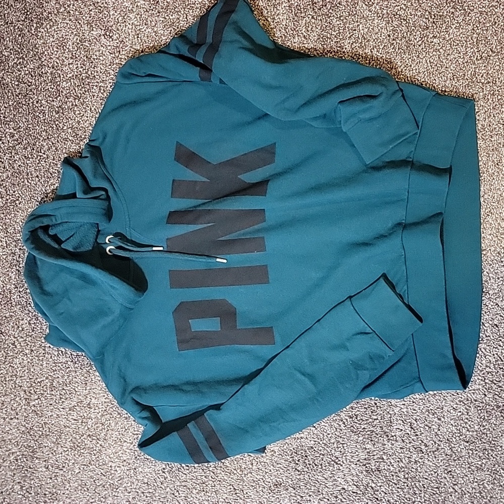 VS Pink sweatshirt